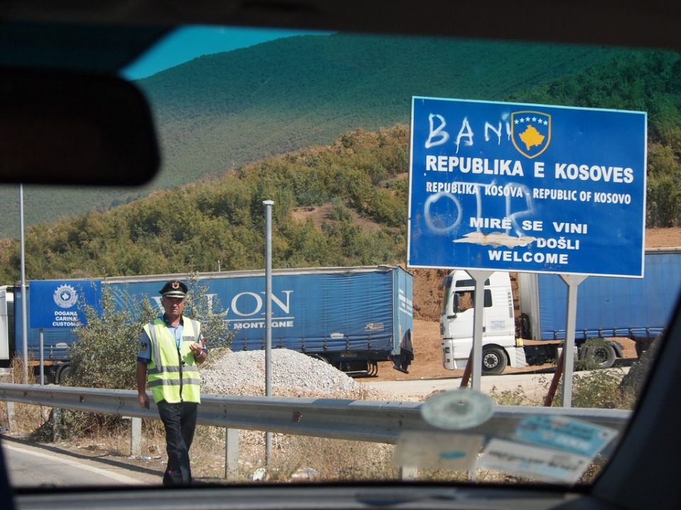 Double controls in Albania-Kosovo customs removed - Republika English