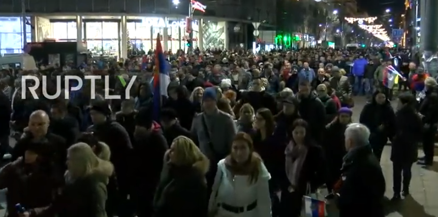 120,000 Serbs welcome Putin in Belgrade (video)