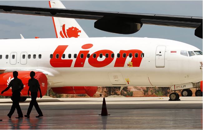 Indonesian divers find crashed Lion Air jet’s second black box