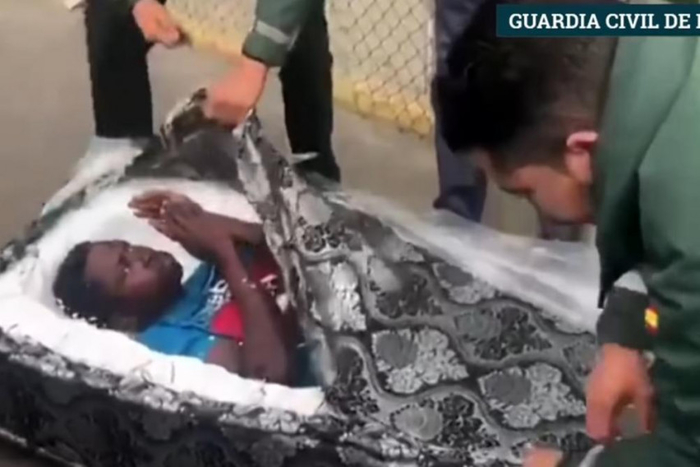 Two migrants were discovered inside mattresses trying to cross the Spanish border