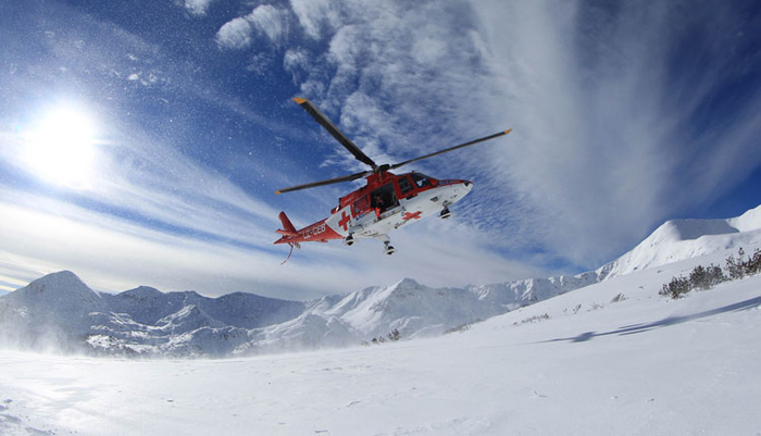 Bulgarian rescue teams save five Macedonian skiers in Bansko