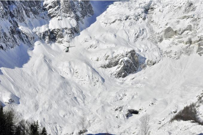 Nine skiers die in weekend avalanches in Italian Alps