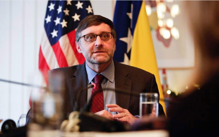 US acting Deputy Assistant Secretary of State praises the Prespa treaty in meeting with Greek journalists