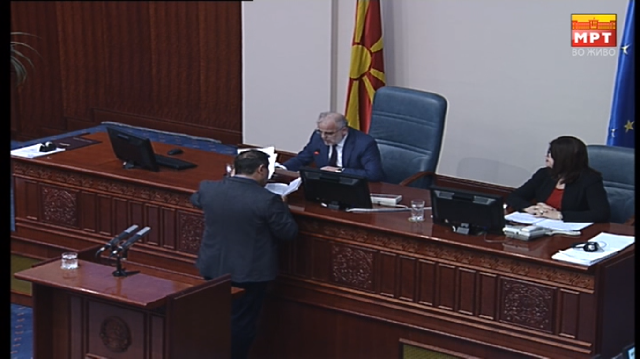 After a tense debate, Parliament adjourns without revoking former Speaker Veljanoski’s immunity