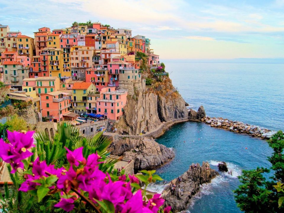 Tourists face fines for tackling tough trails of Italy’s Cinque Terre in flip-flops