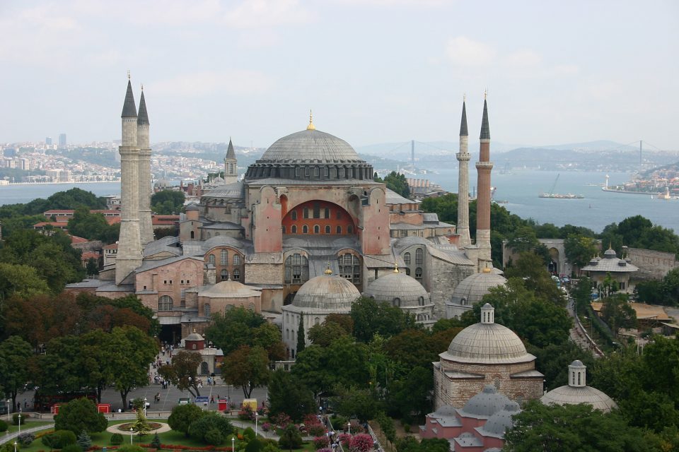 Greeks hope that UNESCO will stop Erdogan’s plan to turn Hagia Sophia into a mosque