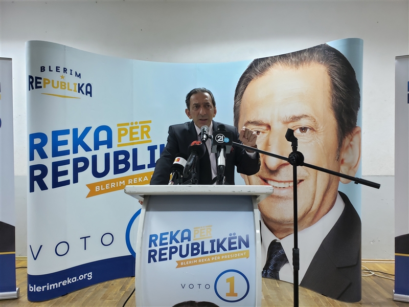 Reka calls on Albanian voters to support him over Pendarovski