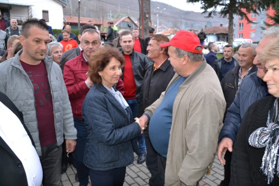 Siljanovska calls on the disappointed “Colored Revolution” supporters to vote for her