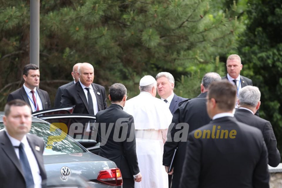 Ivanov to Pope Francis: You come in a time when Macedonia is deeply divided and heavily wounded