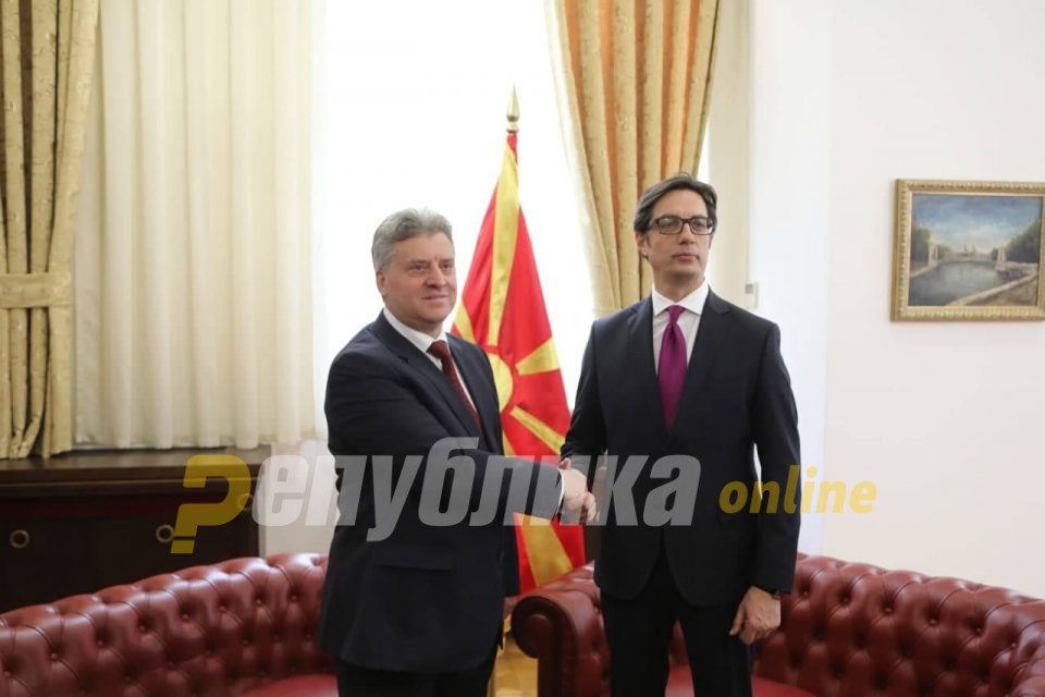 Pendarovski takes over the presidential office from Ivanov