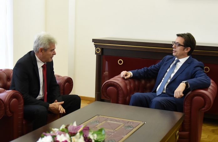 Pendarovski meets with Ahmeti