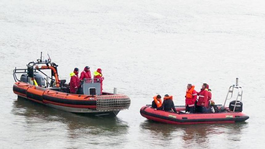 Three die, one girl missing in Rhine boating accident