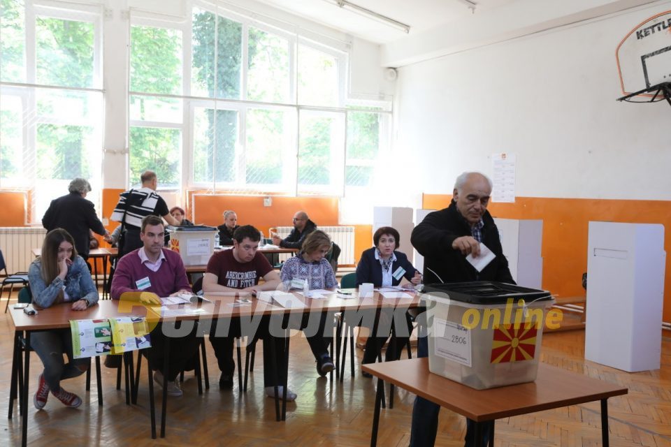 Siljanovska wins endorsement of Serb, Bosniak, Egyptian parties