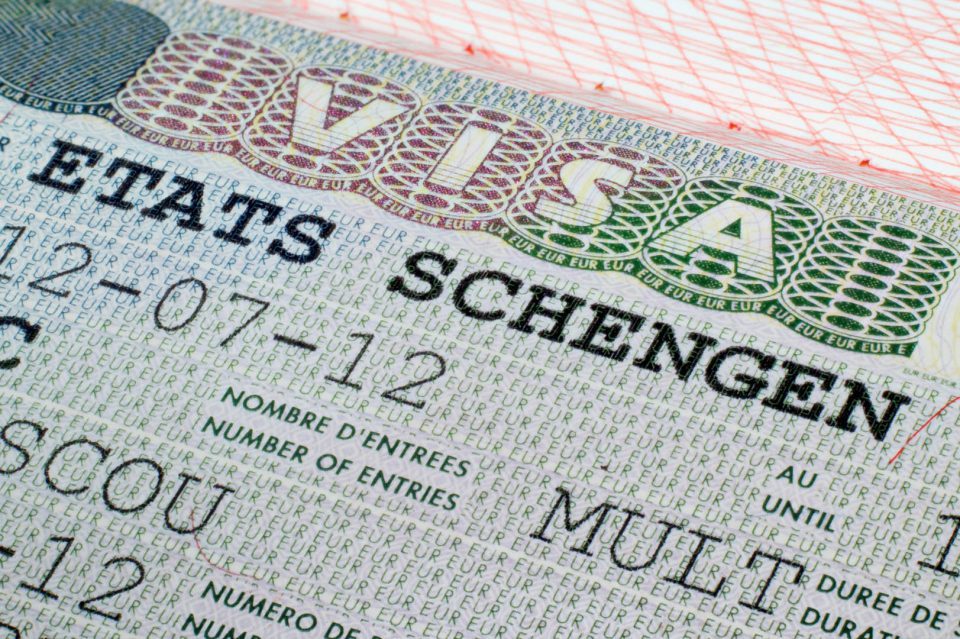 The Netherlands asks the EU to reintroduce visas for Albanian citizens