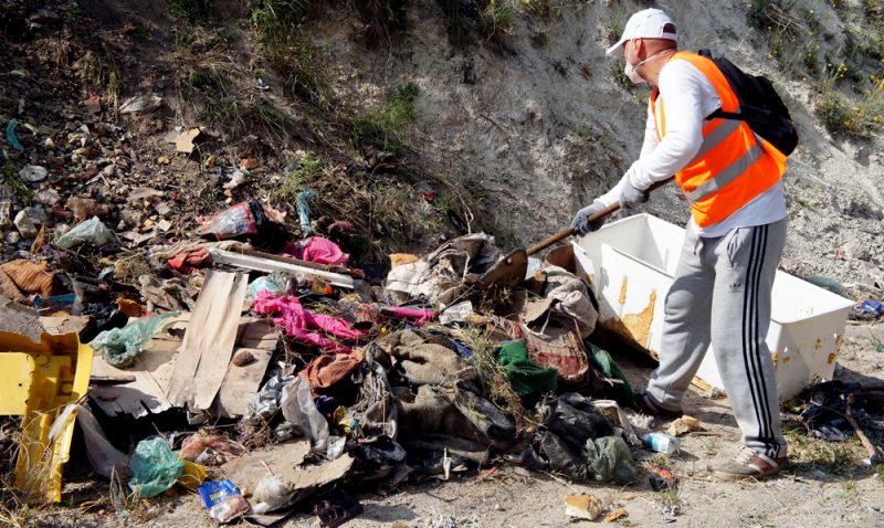 Notorious dump site near Bitola is being cleaned