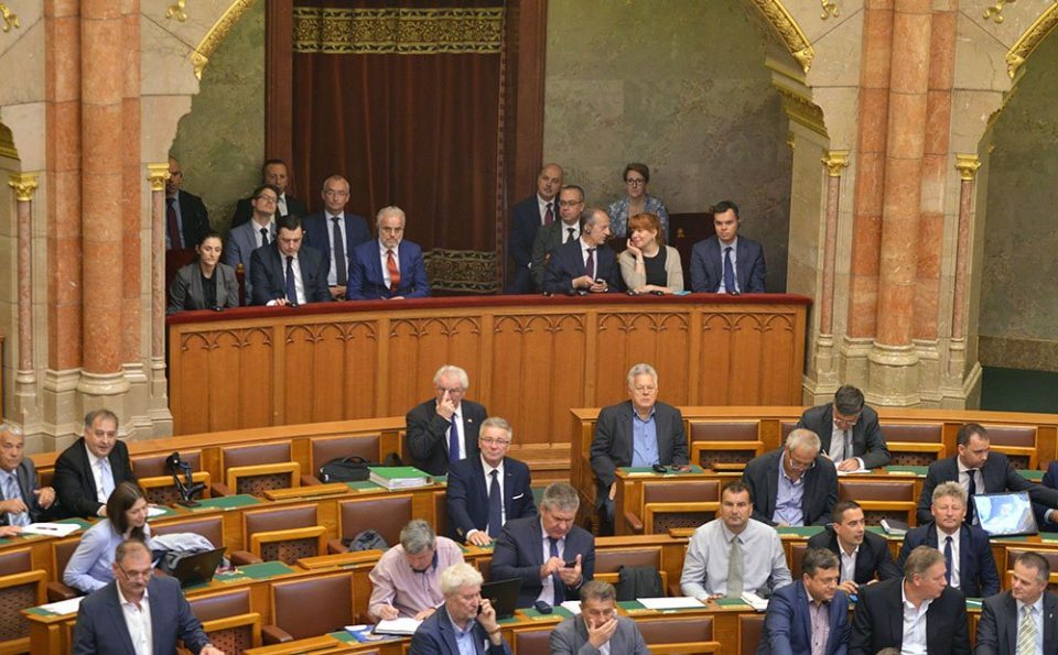 Hungary’s Parliament votes “for” Macedonia’s NATO accession