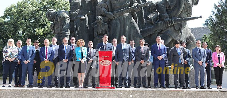 Zaev will either resign or propose a new Government after his meeting with Merkel