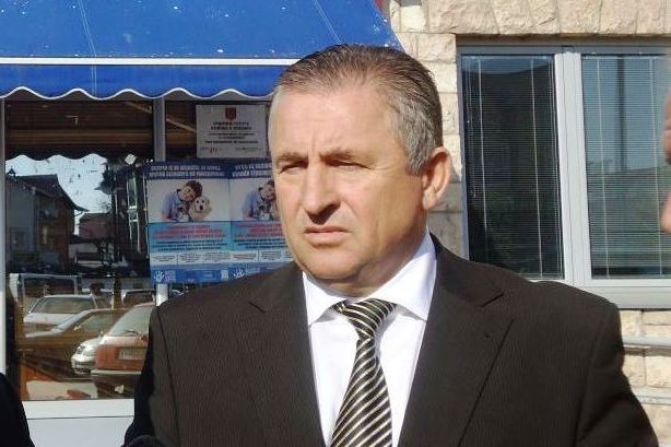 Mayor Merko officially informs Zaev that issuing construction permits in Struga is his responsibility now