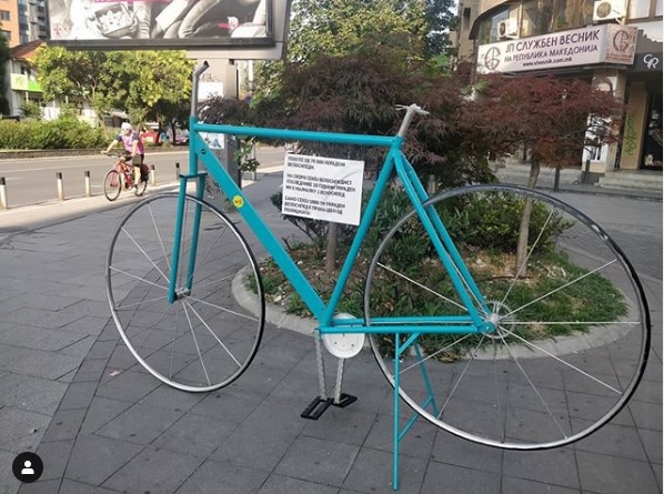 Somebody stole the seat and handle of the bike statue erected in memory of the stolen bikes of Skopje