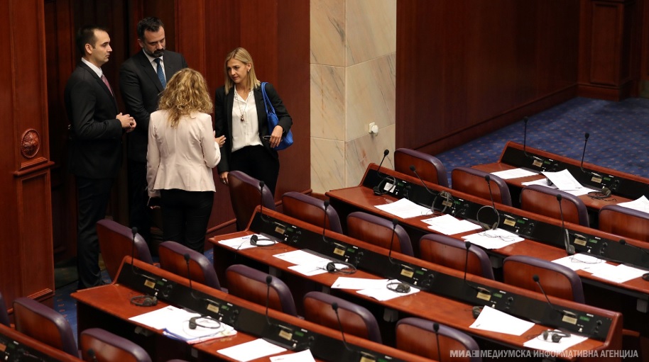 Kolemisevski, Naumovska and Mehmedovic voted new deputy ministers in the government