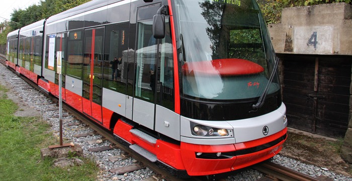 Zaev: Electric trams to curb air pollution in Skopje