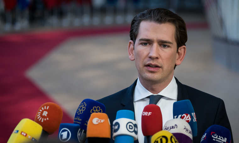 V4: Possible Kurz coalition with the Greens depends on the issue of migration