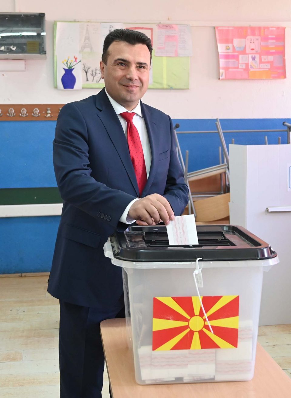 Outgoing Prime Minister on changing the electoral model: SDSM loses the most, then VMRO-DPMNE and DUI , but it also gains