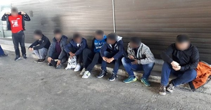 Group of 33 illegal migrants intercepted near Strumica