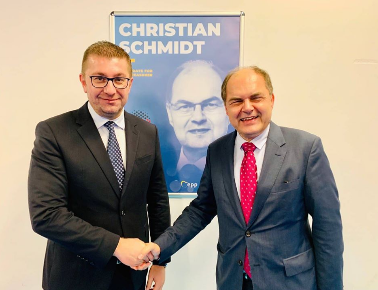 Mickoski-Schmidt meeting: Good relations and available capacities for further cooperation confirmed