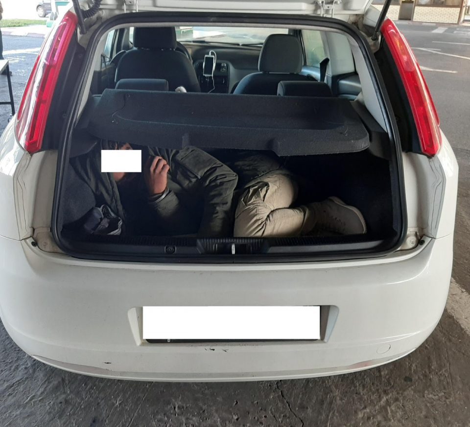 Indian illegal migrant found hiding in the trunk of an Italian car crossing over from Greece