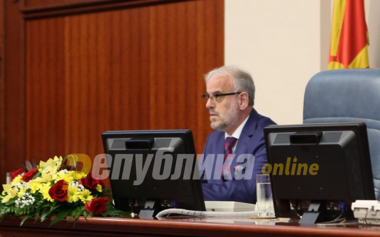 Xhaferi forwards VMRO proposal for a quick NATO vote to the Government