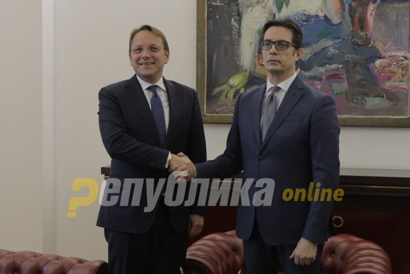 Pendarovski meets EU Enlargement Commissioner Varhelyi