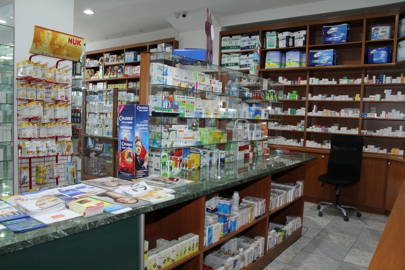 Investigation into the pharmacies that hike mask prices