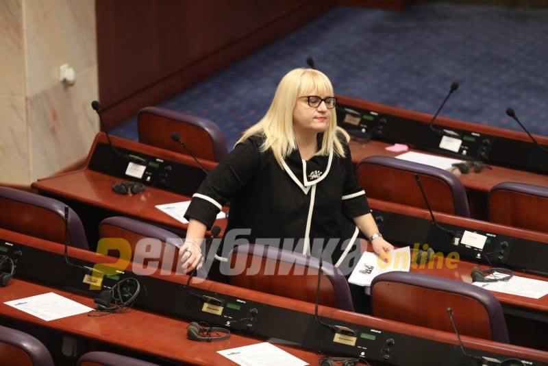 Justice Minister Deskoska did not participate in Zaev’s march