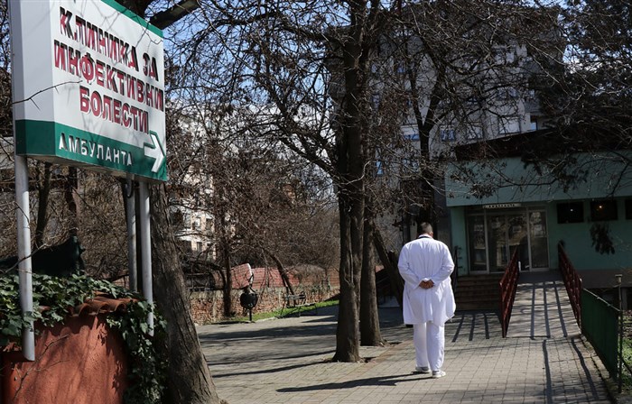 Macedonia: 13 confirmed corona patients, one city on lockdown