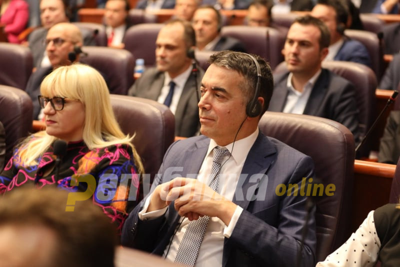 Dimitrov contradicts Osmani’s announcement that the EU approved opening accession talks with Macedonia