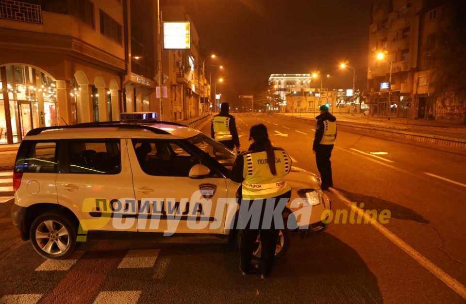 Police arrests 15 curfew violators in Skopje’s worst affected area