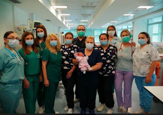 Baby born weighing 690g heads home after 3 months in NICU