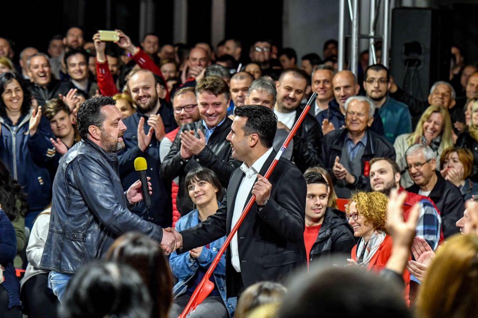 While trying to present a picture of divisions on the right, SDSM faces its own factions