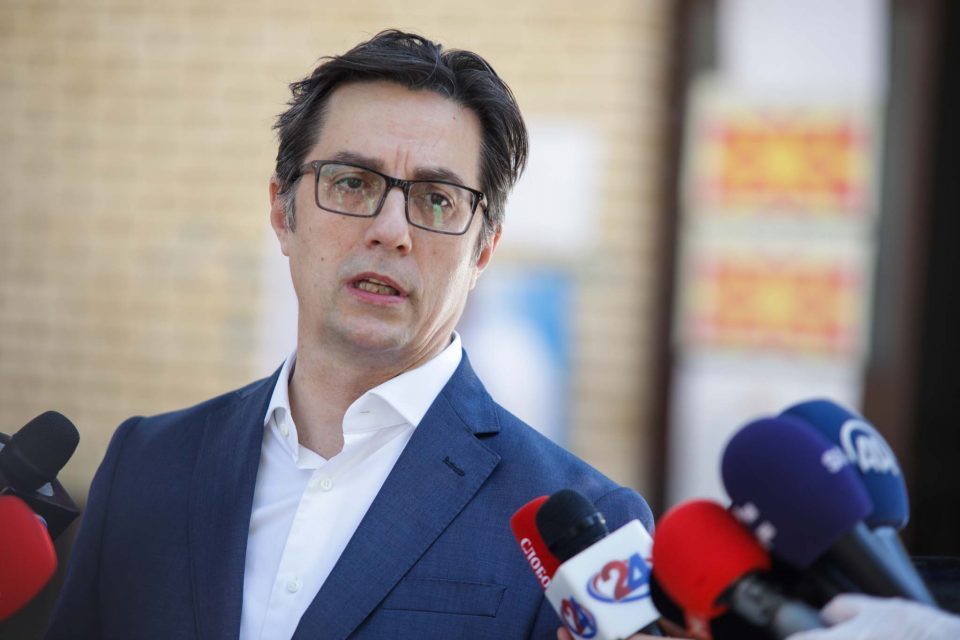 Pendarovski urges the parties to congratulate each other