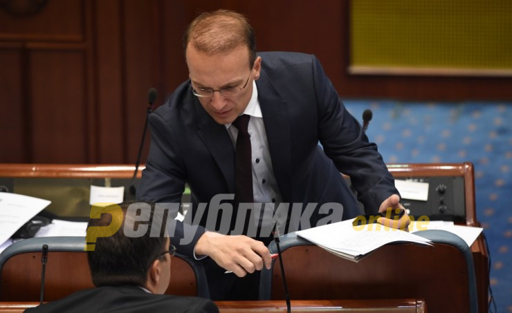 Milososki: Instead of the Constitution, Pendarovski chose Zaev, who does not have 61 signatures from MPs