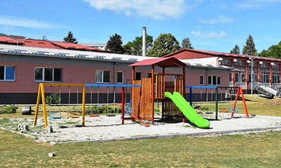Kindergartens in Macedonia reopen