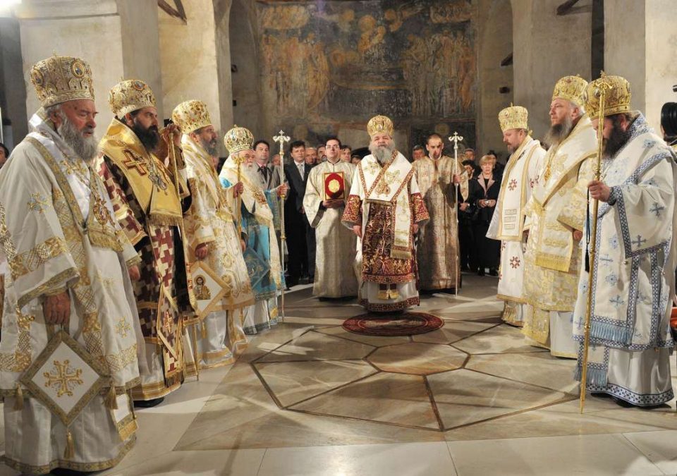 Serbia denounces Pendarovski for his letter to Patriarch Bartholomew