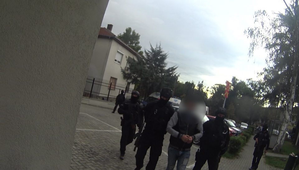 Police raids trafficking group that moved illegal migrants from Greece into Serbia