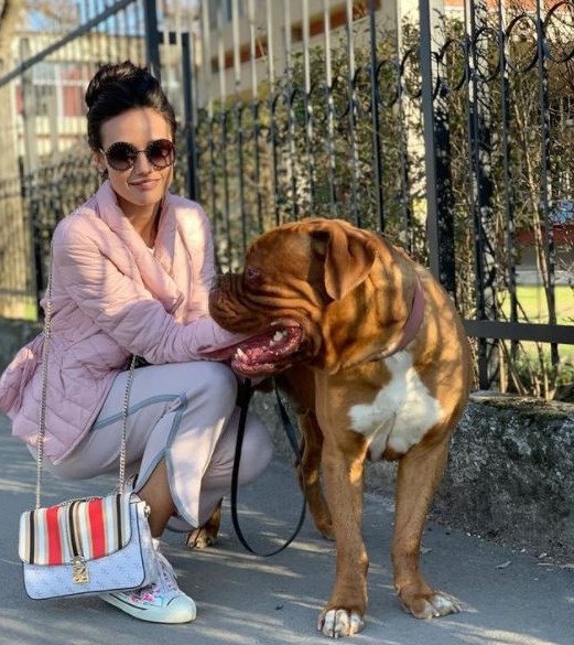 Eva Zaeva shows off her pricey new dog