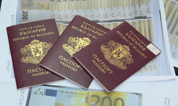 Business helping Macedonian citizens to obtain Bulgarian passports continues to flourish: 800 euros and 2-3 years of procedure