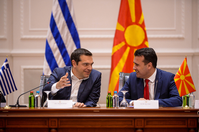 SYRIZA blames the Greek Government of not pressuring Macedonia enough on the issue of rewriting history books