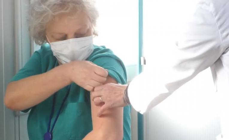 With the vaccine I’ll be more protected than those who will not get it, said Dr. Naunova-Jovanovska, who was first to get the Covid-19 shot in Macedonia