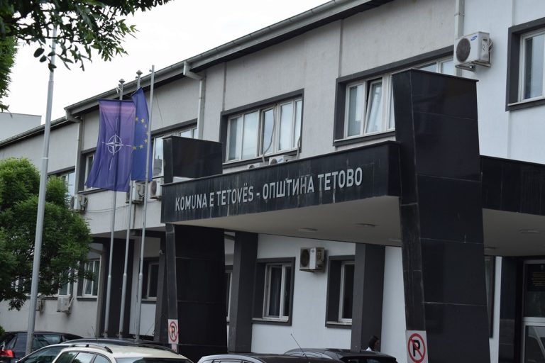 Tetovo has three times more municipal employees than Gostivar, and only 2,000 residents more