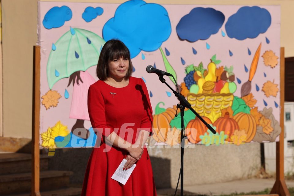 Carovska: I have no other option but to conduct the year-end graduation exam